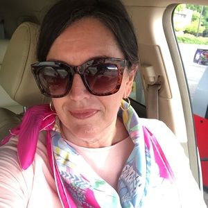 Meet your Posher, Lynn